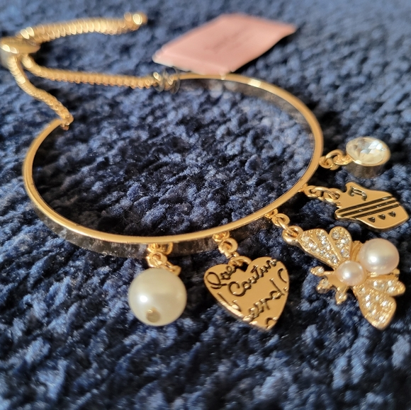 JUICY COUTURE Rose Gold Bangle Charm Bracelet - Heart Bee NWT - Picture 1 of 7